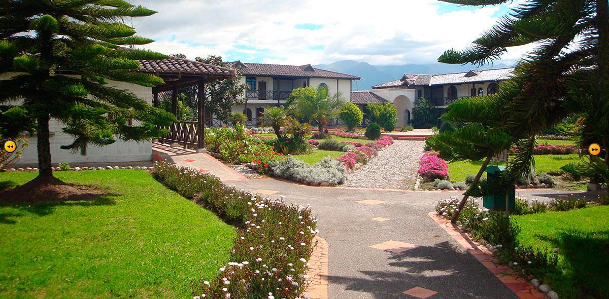 Hosteria Hacienda Pueblo Viejo Atuntaqui ภายนอก รูปภาพ